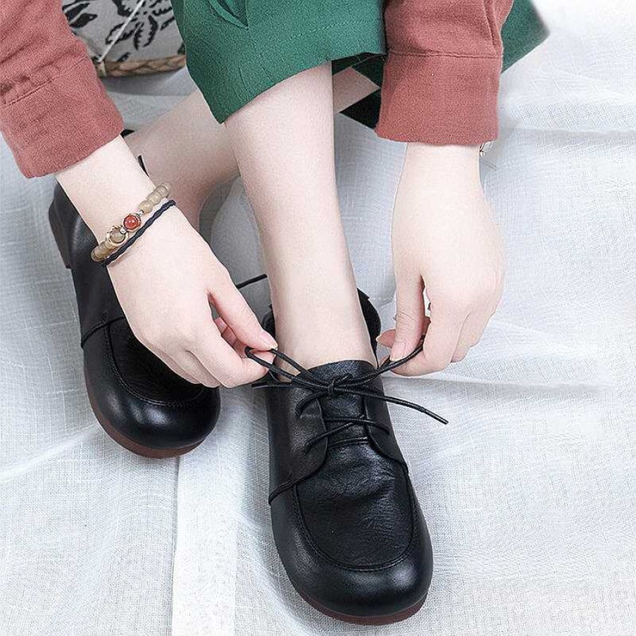 Dwarves Soft Leather Flat Lace Up Oxfords In /