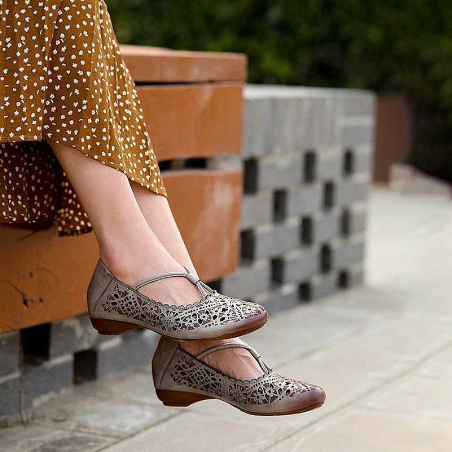 Dwarves Women Handmade Leather Pumps With Flowers Original Design In /