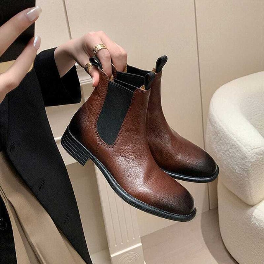 Dwarves Handmade Leather Chelsea Boots For Women Brush-Off Ankle Boots /