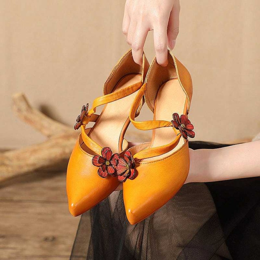 Dwarves Retro Style Flowers Pointed-Toe Pumps For Women Kitty Heel Designer Shoes /