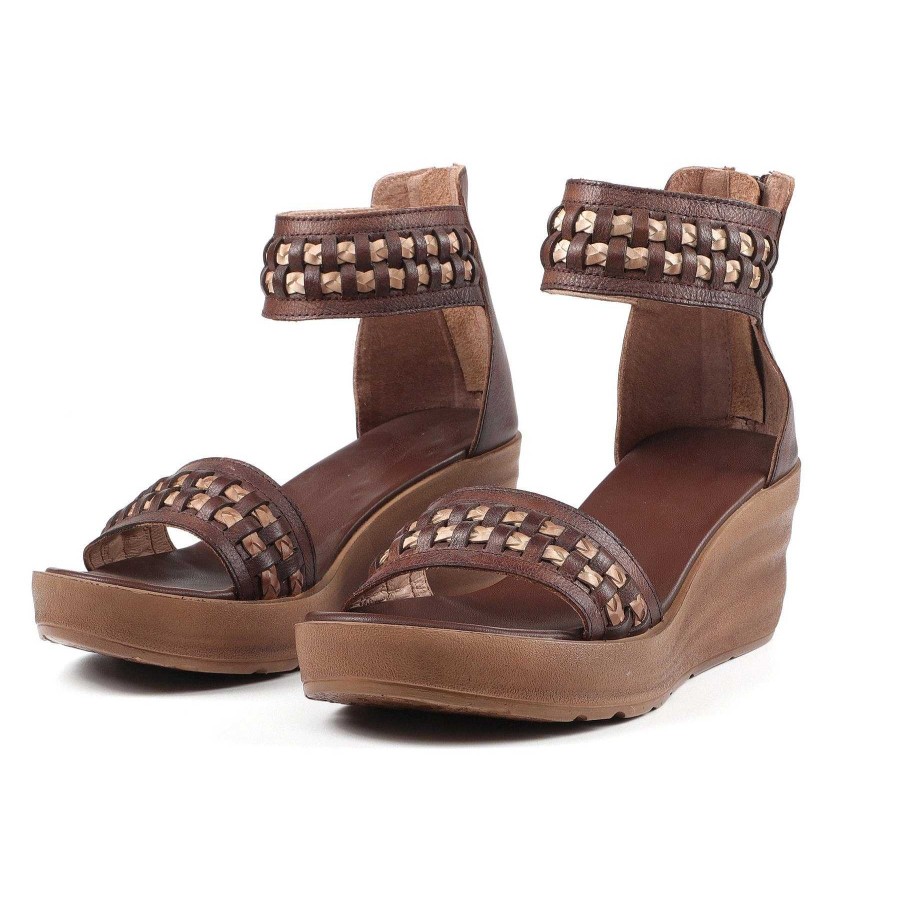 Dwarves Handmade Genuine Leather Platform Sandals Rivets /