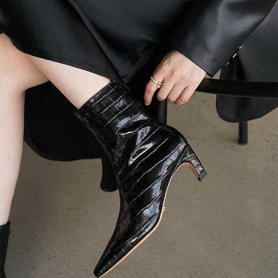 Dwarves Elegant Ankle Boots Mid Heel Sheepskin Elastic Boots Slimming Boots Elegant Glove-Like