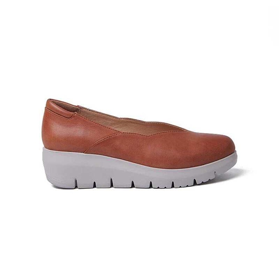 Dwarves Soft Leather Loafers For Women Light Wedge Heel In / / /