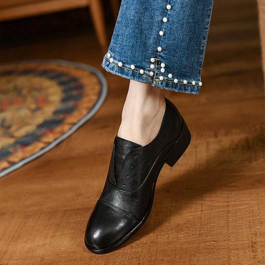 Dwarves Retro Leather Loafers For Women Round Toe In /