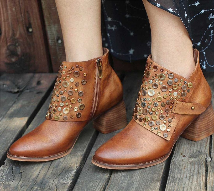 Dwarves Women Leather Heeled Ankle Boots Retro Rivet Comfortable Walking Pointed Toe